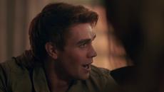 Рейдърли сезон 2 епизод 1 (S02E01) "Целувка преди да умре" - HDTV онлайн - Videoclip.bg