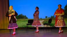 Валерий Сёмин и детский театр " Ласточки"  -   ОПУСТЕВШАЯ СИНЬ - Videoclip.bg