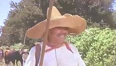 “Debajo de los laureles“ – Antonio Aguilar - Videoclip.bg