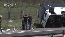 10 са загиналите при катастрофата край Вакарел, ранените са над 20 - Videoclip.bg