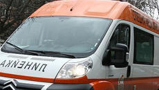 Кола удари микробус с ученици край Лясковец - Videoclip.bg