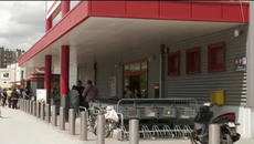 Фалшив охранител събра оборота на хипермаркет - Videoclip.bg