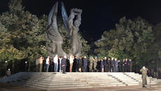 За празника на Съединението в Пловдив Тържествена заря-проверка - Videoclip.bg