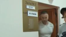 Оставиха в ареста британеца, нападнал трима души в к.к. „Слънчев бряг” - Videoclip.bg