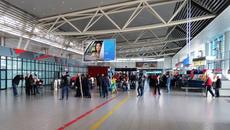 Наводнение на Летище София - Поройните дъждове наводниха Терминал 1 на летище София - Videoclip.bg