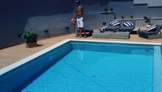 Elvedina Sehic i Adnan - Za ona vremena - (Official Video 2018) - Videoclip.bg