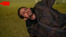 Невероятно! Връзка с други измерения помага на човек да върви по сграда и по вода - Videoclip.bg