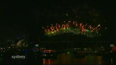Австралия посрещна новата година с много шум и фойерверки! - Videoclip.bg