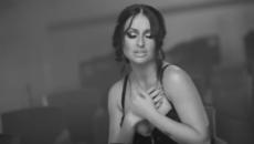 KATARINA ZIVKOVIC - TI ME NE VIDIS (ACOUSTIC ARTWORK 2018) - Videoclip.bg