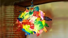 Как да си направим - Вижте идеи за страхотни лампи от пластмасови бутилки (ВИДЕО) - Videoclip.bg