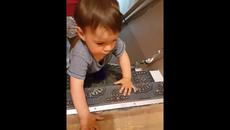 Растем - Videoclip.bg