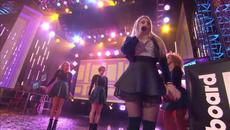 Meghan Trainor - All About That Bass (2015 New Year's Rockin' Eve) превод - Videoclip.bg