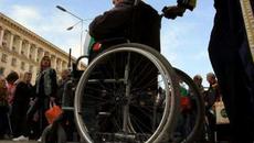 Нови спорове около Закона за личната помощ - Социалната комисия прие закона за личната помощ днес - Videoclip.bg