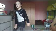 ЙОГА ПОЗИ (ПЪЛЕН СМЯХ) - Videoclip.bg