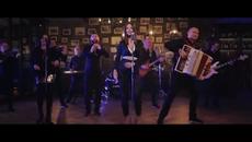 GABRIJELA PEJCEV - LUDA PO TEBE (OFFICIAL VIDEO) 2018 - Videoclip.bg