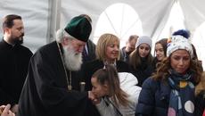 Златните ни момичета дариха топла храна на хора в нужда! Омбудсманът Мая Манолова откри социална кухня в София - Videoclip.bg