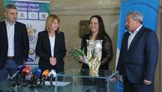 Раданова: Четвъртфинал за нас е успех на Световното в София - Videoclip.bg