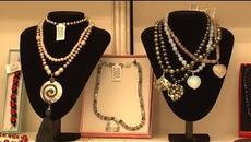 Мартенски базар - всичко за жената в София - Videoclip.bg