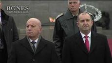 Осветиха бойните знамена на Богоявление - Videoclip.bg