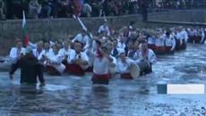 Йордановден 2019 в Калофер - С традиционното мъжко хоро Калофер отбеляза Богоявление - Videoclip.bg