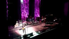 Beth Hart - Caught out in the Rain - Live E-werk Koln 17-04-2015 hd П Р Е В О Д - Videoclip.bg