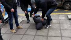 Вижте Истински Екшън - Заловиха крадци след стрелба и гонка в центъра на София - Videoclip.bg