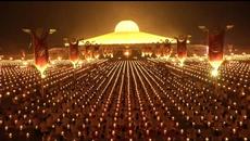 Невероятна красота! Тържество-фестивал за празника пълна луна в Тайланд (ВИДЕО) - Videoclip.bg