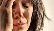 Анжела Димитриу - остани в своя свят - Videoclip.bg