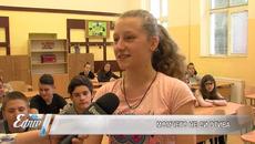 „Момчето не си отива“ в СУ "Козма Тричков" - Videoclip.bg