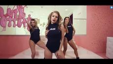 Ahzee - Eyes Closed (Feat. J. Yolo & P. Moody) (Official Music Video) (4K) - Videoclip.bg