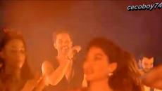 Νίκος Οικονομόπουλος - Σκάσε Ένα Φίλι - млъкни с целувка - Videoclip.bg