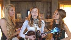 O Come, O Come Emmanuel & Come Thou Long Expected Jesus - The Petersens (Live) - Videoclip.bg