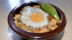 Кавърма в гювече - Videoclip.bg