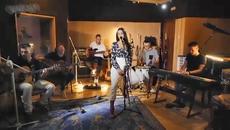 Τάνια Καρρά - Δώσε μου λιγάκι ουρανό - дай ми малко небе - Videoclip.bg