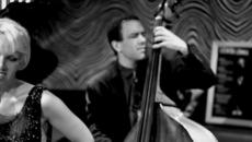 Anna Varga Performs Fine and Mellow - Videoclip.bg