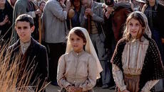 Видението ~ Тайните на Фатима (Превод) Fatima Trailer (2020) - Videoclip.bg