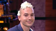 Шоуто на Николаос Цитиридис: Николаос се сдоби с нова прическа - Videoclip.bg