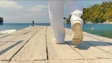 Ματθαίος Γιαννούλης - Η Αγάπη Είναι Μαχαίρι - любовта е нож - Videoclip.bg