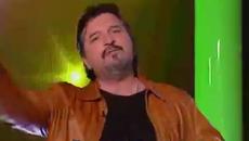 ✍️ Zoran Zoka Jankovic - Natoci mi / превод / - Videoclip.bg