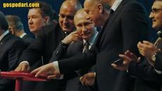 ОСМЯХА БОЙКО БОРИСОВ В РУСКО ПРЕДАВАНЕ - Videoclip.bg