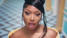 Cardi B - WAP feat. Megan Thee Stallion [Official Music Video] - Videoclip.bg