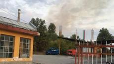 В Пловдив гори пожар в момента в цех на Захарния комбинат - Videoclip.bg