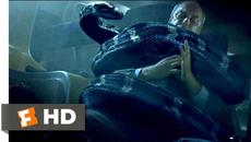 Змии в самолета - Атаката на питона ...Snakes on a Plane (2006) - Python Attack Scene - Videoclip.bg