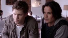 Малки Сладки Лъжкини - С04Е08 Част 2 - Videoclip.bg