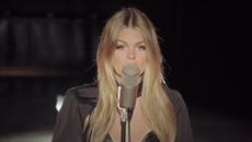 Armin van Buuren & Davina Michelle - Hold On (Acoustic Video) - Videoclip.bg