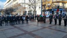 Празничен Никулден в Бургас 2021 г. -  Ритуал по полагане на венци и цветя - Videoclip.bg