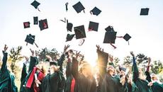 Честит 8 Декември 2021г. - Честит студентски празник!!! - Videoclip.bg