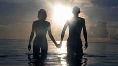 Reyhan i Sevdjan YALANCISIN  в Памет на Рейхан - Videoclip.bg