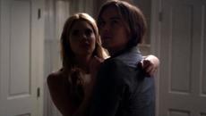 Малки Сладки Лъжкини - С04Е05 Част 4 - Videoclip.bg