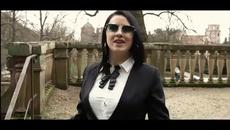 Nura Kujundzic - Ljubavno ludilo ( Official video 2021 ) - Videoclip.bg